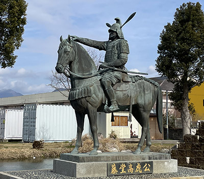 �������Ց�